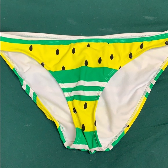 Swimsuit bundle! - Picture 4 of 8